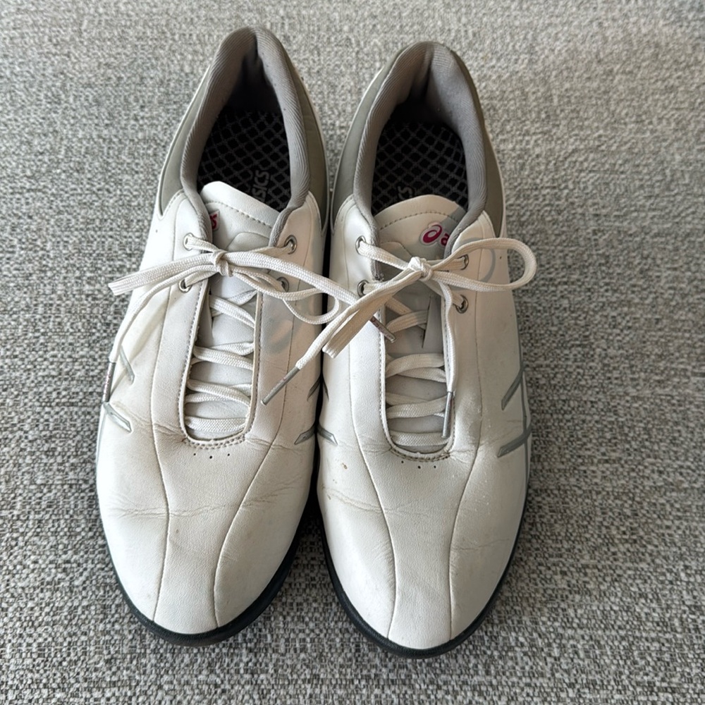 ASICS women's golf shoes size 9.5